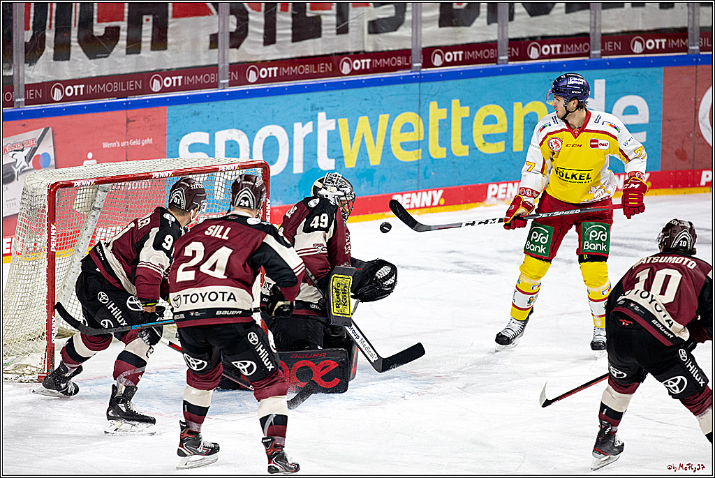 PENNY DEL;  Koelner Haie - Duesseldorfer EG ; Koeln, 17.12.2020